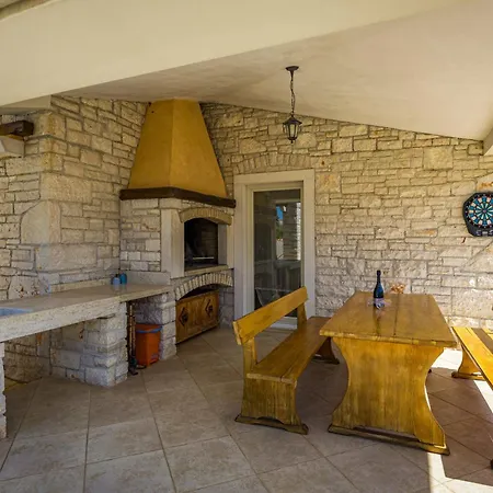Oliva Near Pula For 9 Persons With Private Pool, Sea View & Beautiful Outside Area - 3 Km From