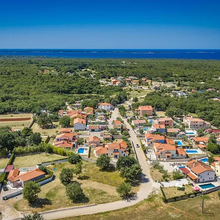 Oliva Near Pula For 9 Persons With Private Pool, Sea View & Beautiful Outside Area - 3 Km From