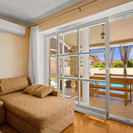 Oliva Near Pula For 9 Persons With Private Pool, Sea View & Beautiful Outside Area - 3 Km From Gajana