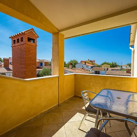 Oliva Near Pula For 9 Persons With Private Pool, Sea View & Beautiful Outside Area - 3 Km From Vila